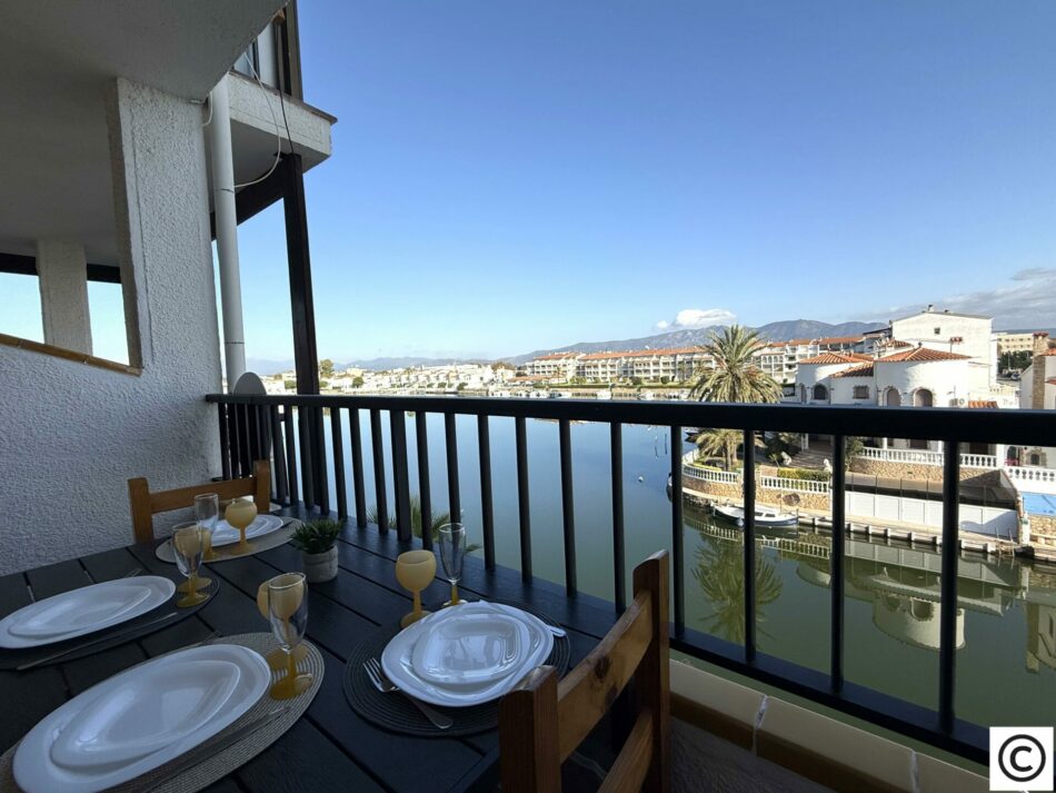 Terrasse vue cana 