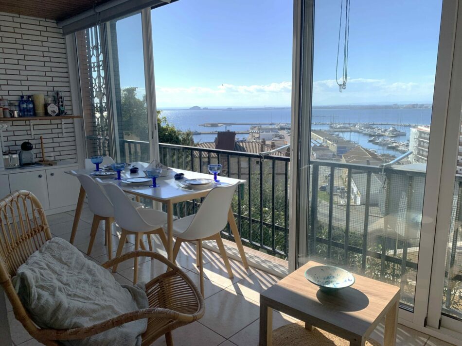 terrasse vue port de Roses 